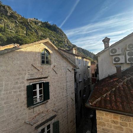 Athos Guesthouse Kotor Ngoại thất bức ảnh