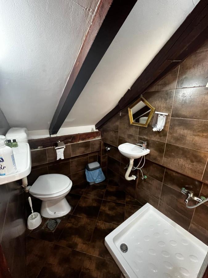 Athos Guesthouse Kotor Ngoại thất bức ảnh